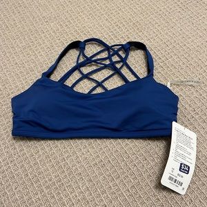 Lululemon sports bra. Free to be *Wild